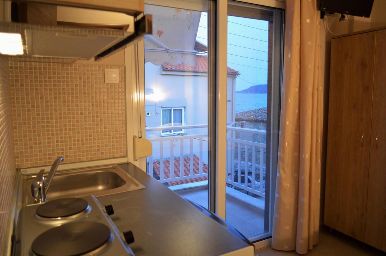 Giannas House Aparthotel Szárti Kültér fotó