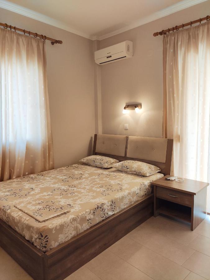 Giannas House Aparthotel Szárti Kültér fotó