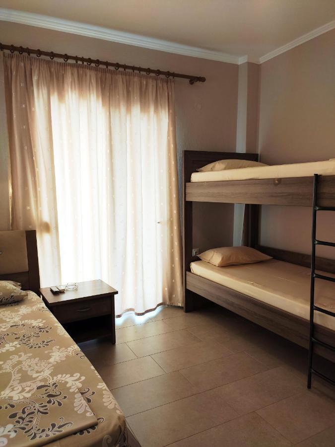 Giannas House Aparthotel Szárti Kültér fotó