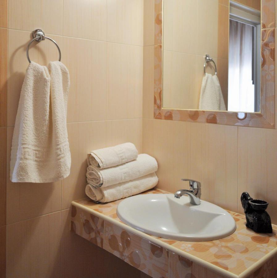 Giannas House Aparthotel Szárti Kültér fotó